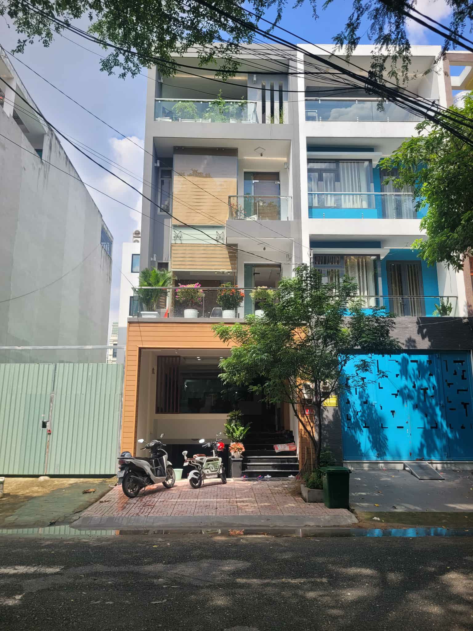 Bán nhà Bình Tân - Khu Tên Lửa - 100m2 - Giá chỉ nhỉnh 17 tỷ